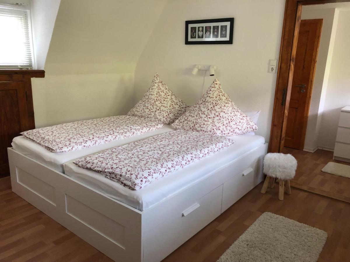 Ferienwohnung Am Keschtebaum, 70Qm ザスバッハヴァルデン エクステリア 写真